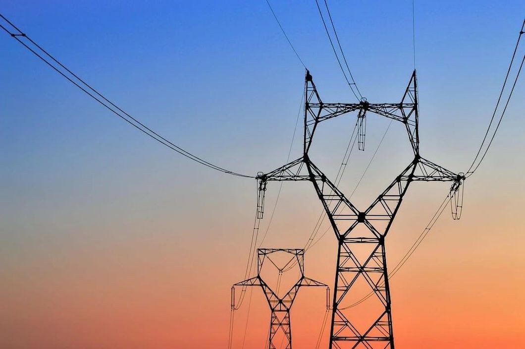 Global HVDC Construction is Accelerating, and Chinese Technology is Helping Energy Interconnection in Europe, America and Emerging Markets